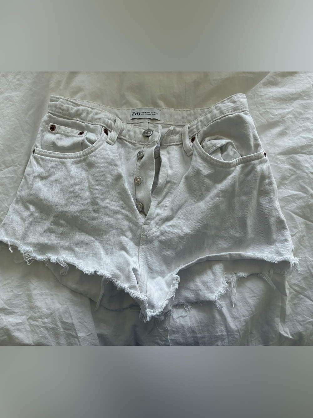 ZARA White Frayed High-Rise Denim Shorts